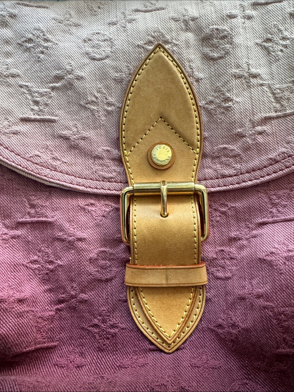 Louis Vuitton Sunray Pink Ombre Denim Shoulder Bag with Gold Buckle - Picture 6 of 15